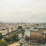 Parisian Elegance Near The Louvre